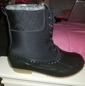 Black duck boots